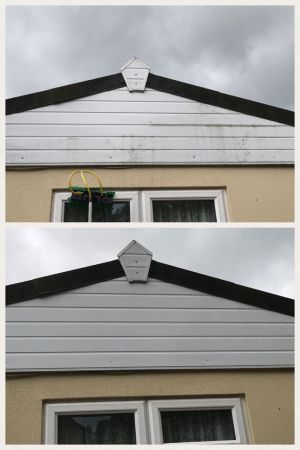 Cladding Clean on Mobile Home in Greatham